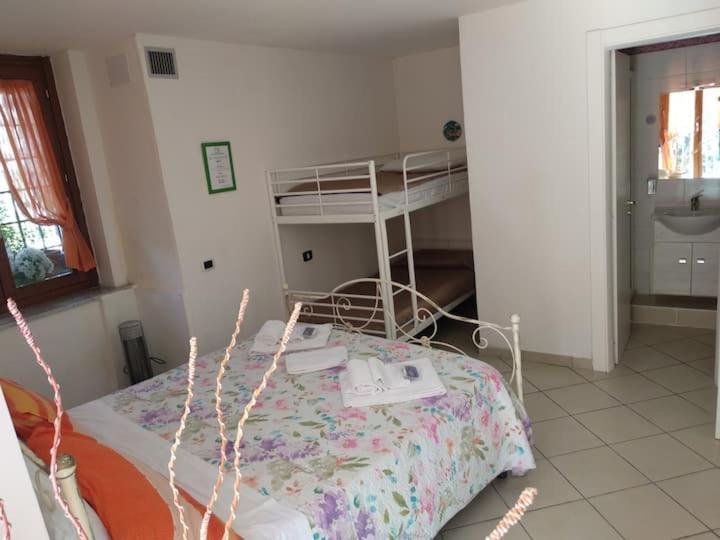 Affittacamere Fonseca Naples Luaran gambar